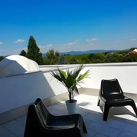 Oleander Hof فندق